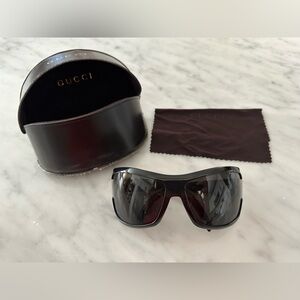 Gucci Vintage Y2K 2000s Oversized Sunglasses